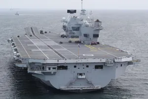 Chiến lược của Anh nhìn từ tàu sân bay HMS Queen Elizabeth