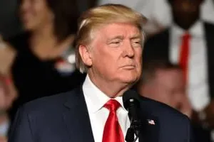 Ông Trump muốn mua đảo lớn nhất thế giới Greenland