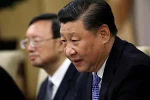 Ông Tập nói với ông Duterte biển Đông là tài sản Trung Quốc