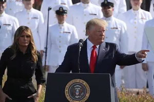 Ông Trump thề sẽ đánh mạnh vào Taliban hơn bao giờ hết