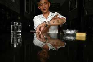 Câu chuyện của 1 người Việt từng trồng cần sa ở Anh