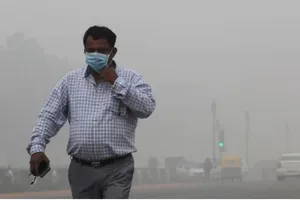 Máy bay phải chuyển hướng vì ô nhiễm không khí quá nặng