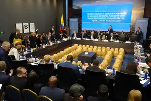 Mỹ và các nước Mỹ Latinh siết việc đi lại của ông Maduro