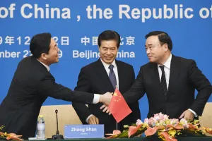 Nhật - Hàn - Trung bắt tay làm ăn bất chấp mâu thuẫn