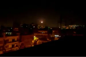 Truyền thông Syria: 'Damascus ngăn chặn tên lửa từ Israel'