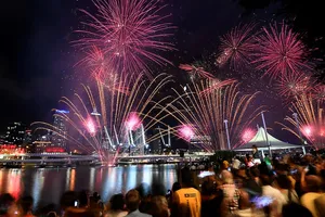 Úc và New Zealand lung linh đón chào thập kỷ mới