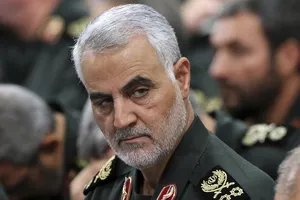 Thiếu tướng Qassem Soleimani được xác nhận đã chết trong vụ không kích rạng sáng ngày 3-1 tại sân bay quốc tế Baghdad. Ảnh: AP