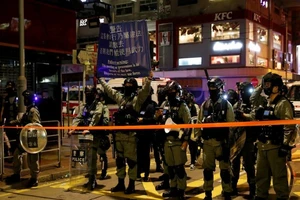 Cảnh sát Hong Kong bị cáo buộc vi phạm luật quốc tế