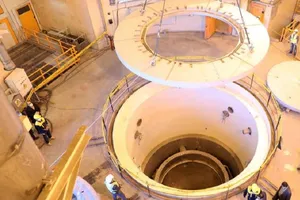 Hình ảnh ngày 23-12-2019 chụp lại bên trong lò phản ứng hạt nhân nước nhẹ Arak, Iran. Ảnh: REUTERS