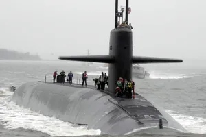 Tàu ngầm hạt nhân lớp Astute HMS Artful của Anh. Ảnh: AP