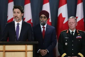 Thủ tướng Canada trả lời họp báo ở Ottawa ngày 9-1 liên quan đến vụ tai nạn máy ở Iran làm 63 công dân Canada thiệt mạng. Ảnh: AFP