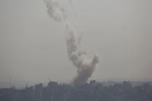 Israel-Palestine tấn công qua lại, căng thẳng tăng cao ở Gaza