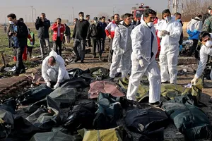 Các nạn nhân vụ tai nạn máy bay. Ảnh: AFP