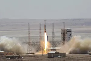 Hình ảnh vụ phóng vệ tinh của Iran năm 2017. Ảnh: AFP