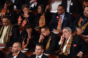 Các Nghị sĩ Dân chủ Mỹ tham dự buổi phát biểu Thông điệp Liên bang của ông Trump ngày 4-2 (giờ địa phương). Ảnh: CNN 