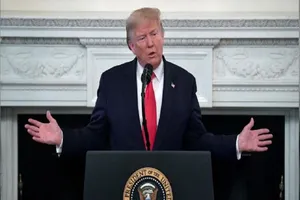 Tổng thống Mỹ Donald Trump trong một bài phát biểu tại Nhà Trắng hôm 10-2. Ảnh: REUTERS