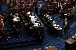 Thượng viện thông qua nghị quyết hạn chế quyền hạn chiến tranh của Tổng thống Donald Trump. Ảnh: AP