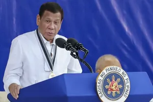 Tổng thống Philippines Rodrigo Duterte tuyên bố Philippines có thể tồn tại mà không cần có sự giúp đỡ quân sự của Mỹ. Ảnh: REUTERS