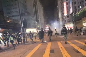 Quang cảnh vụ biểu tình ở Hong Kong ngày 29-2. Ảnh: SCMP