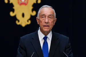 Tổng thống Bồ Đào Nha Marcelo Rebelo de Sousa tự cách ly sau khi tiếp đoàn học sinh từ một trường học có ca nhiễm COVID-19. Ảnh: GETTY IMAGES