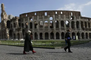 Trong ngày 15-3, Ý có 368 ca tử vong mới và 3.590 ca nhiễm mới COVID-19. Ảnh: AP