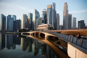 Singapore đưa ra gói hỗ trợ hàng tỉ đô Singapore hỗ trợ người lao động giữa khủng hoảng do đại dịch COVID-19. Ảnh: REUTERS