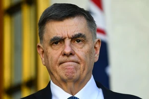 Giám đốc Y tế Úc, ông Brendan Murphy. Ảnh: AAP