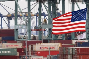 Các container hàng hóa Trung Quốc ở cảng Los Angeles, California, Mỹ. Ảnh: AFP