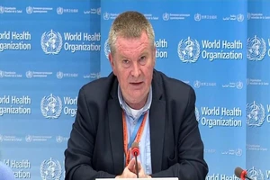 Ông Mike Ryan, Giám đốc Tổ chức Y tế Thế giới (WHO), tham dự một cuộc họp báo tại Liên Hiệpp Quốc ở Geneva, Thụy Sĩ.