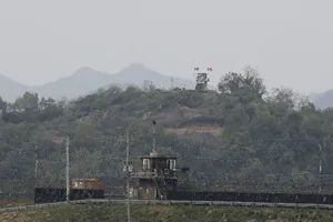 Chốt an ninh Hàn Quốc ở khu vực DMZ tại biên giới TP Paju, Hàn Quốc.