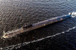 Tàu ngầm năng lượng hạt nhân mang tên lửa đạn đạo (lớp Borei-A) Knyaz Vladimir. Ảnh: TASS