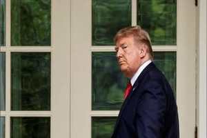 Tổng thống Mỹ Donald Trump sẽ gắn mác nhóm chống phát xít Antifa là tổ chức khủng bố. Ảnh: REUTERS