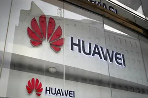 Ông Nhậm nói với các nhân viên của mình nên “dốc hết sức lực, thậm chí sẵn sàng ‘đổ máu và mồ hôi’ để có thể đưa Huawei đến thị trường phương Tây".