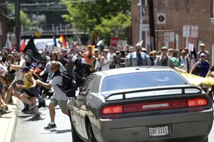 Vụ tông xe vào người biểu tình ở TP Bakersfield thuộc bang California ngày 29-5. Ảnh: AFP