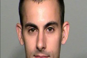 Sĩ quan Shay Mikalonis đã bị bắn vào mặt trong cuộc biểu tình ở Las Vegas vào ngày 1-6. 