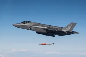 Máy bay F-35A thử nghiệm thả bom hạt nhân ngày 25-11-2019. Ảnh: F-35 JPO