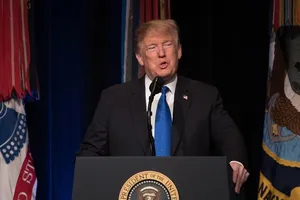 Tổng thống Mỹ Donald Trump phát biểu về vũ khí siêu vượt âm ngày 17-1 tại Lầu Năm Góc. Ảnh: STRIPES/US ARMY