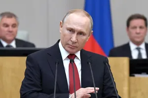 Tổng thống Nga Vladimir Putin trong một phiên làm việc ở Duma Quốc gia ngày 10-3. Ảnh: AP