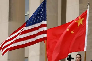 Quốc kỳ Mỹ và Trung Quốc tại Bắc Kinh.