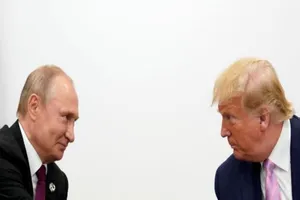 Tổng thống Mỹ Donald Trump và Tổng thống Nga Vladimir Putin tại hội nghị thượng đỉnh ở Osaka, Nhật Bản ngày 28-6-2019. 