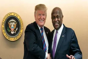 Tổng thống Trump và ông Cain. Ảnh: GETTY IMAGES.