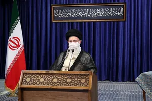 Lãnh tụ tinh thần Iran, Đại giáo chủ Ali Khamenei trình bày thông điệp trên truyền hình Iran hôm 31-7. Ảnh: MEHR NEWS