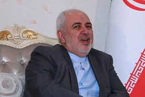 Ngoại trưởng Iran Mohammed Javad Zarif tuyên bố trừng phạt ông Richard Goldberg (thành viên cấp cao FDD) vì hành vi khủng bố kinh tế. 