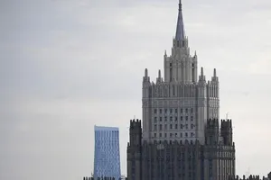 ìm thấy thiết bị theo dõi trong xe công vụ tùy viên quân sự Nga tại Hà Lan. 