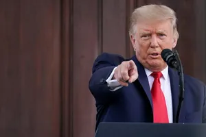 Tổng thống Trump lại tỏ ý muốn kinh tế Mỹ 'thoát Trung'