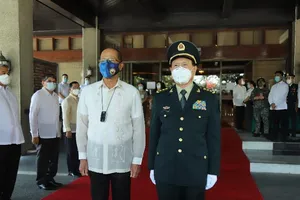 Bộ trưởng Quốc phòng Trung Quốc Ngụy Phượng Hòa đến thăm Philippines ngày 11-9. Ảnh: AP