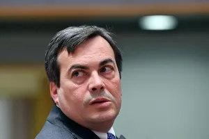 Ông Vincenzo Amendola - Bộ trưởng phụ trách các vấn đề châu Âu của Ý. Ảnh: BLOOMBERG