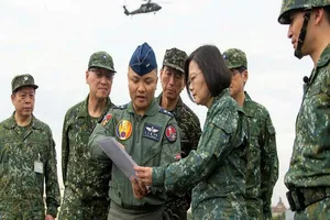 Lãnh đạo Đài Loan - bà Thái Anh Văn và lực lượng phòng vệ Đài Loan.