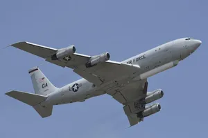 Máy bay trinh sát E-8C của Mỹ. 