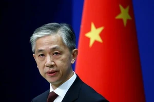 Người phát ngôn Bộ Ngoại giao Trung Quốc Vương Văn Bân. Ảnh: REUTERS